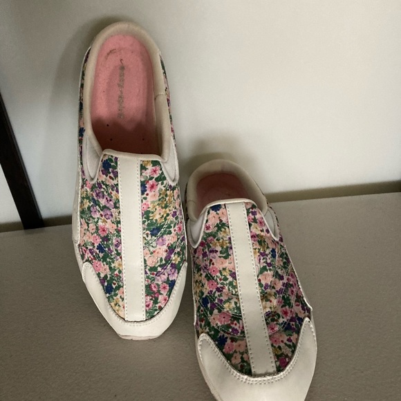 EASY SPIRIT slip on mule - Picture 4 of 4